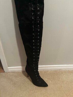 GUESS over knee boots